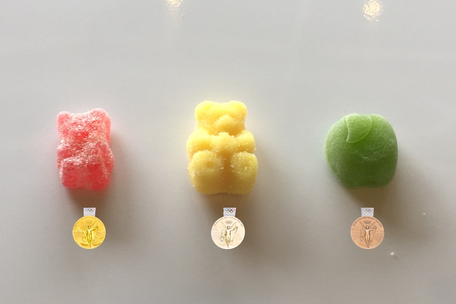 CBDグミとしての食感 1位のCBD fxグミの他 2種類のCBDグミの写真